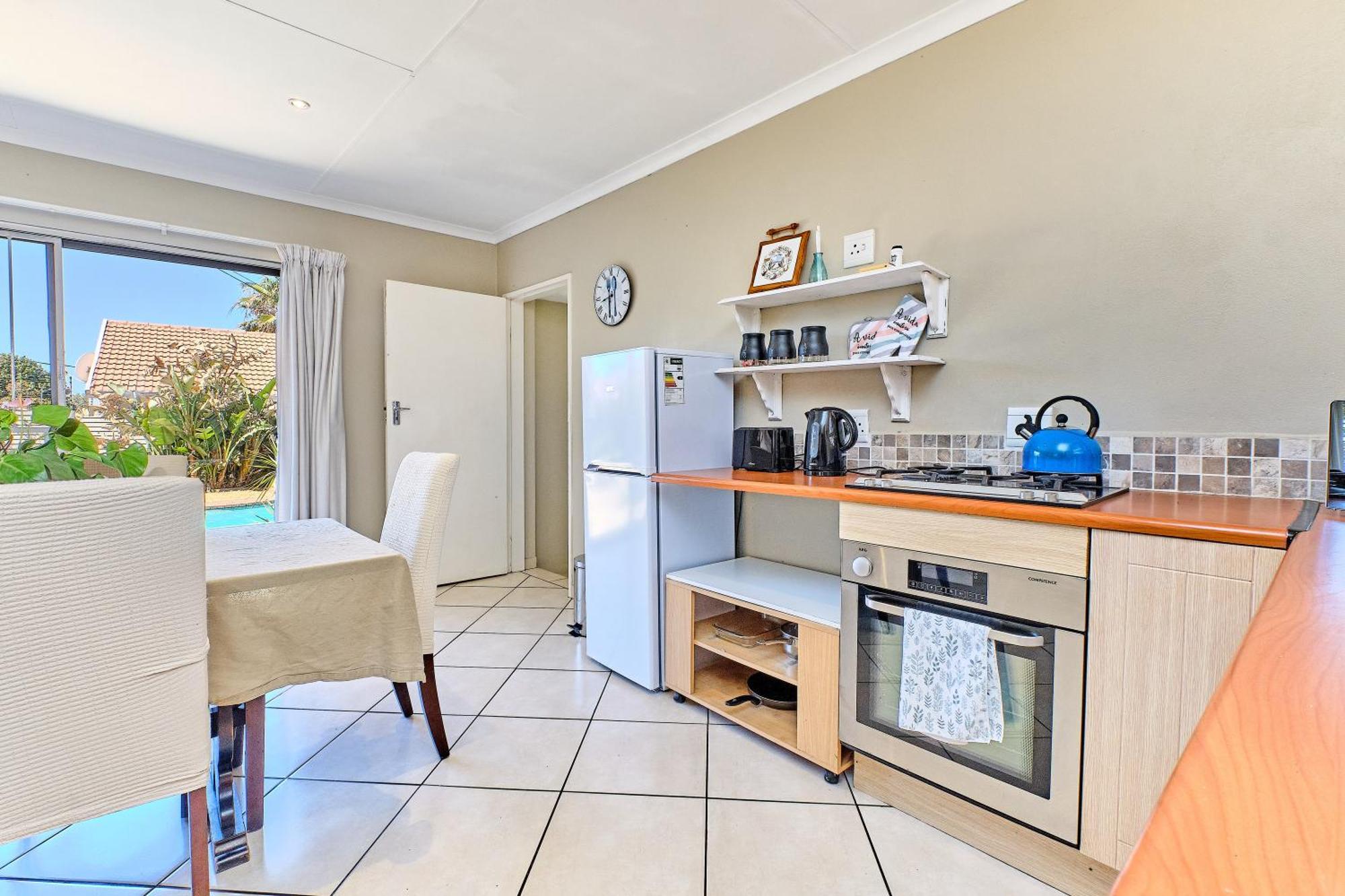 Large 1 Bedroom Cottage, 15 Min From Or Tambo Airport, With Backup Power And Water Germiston Kültér fotó