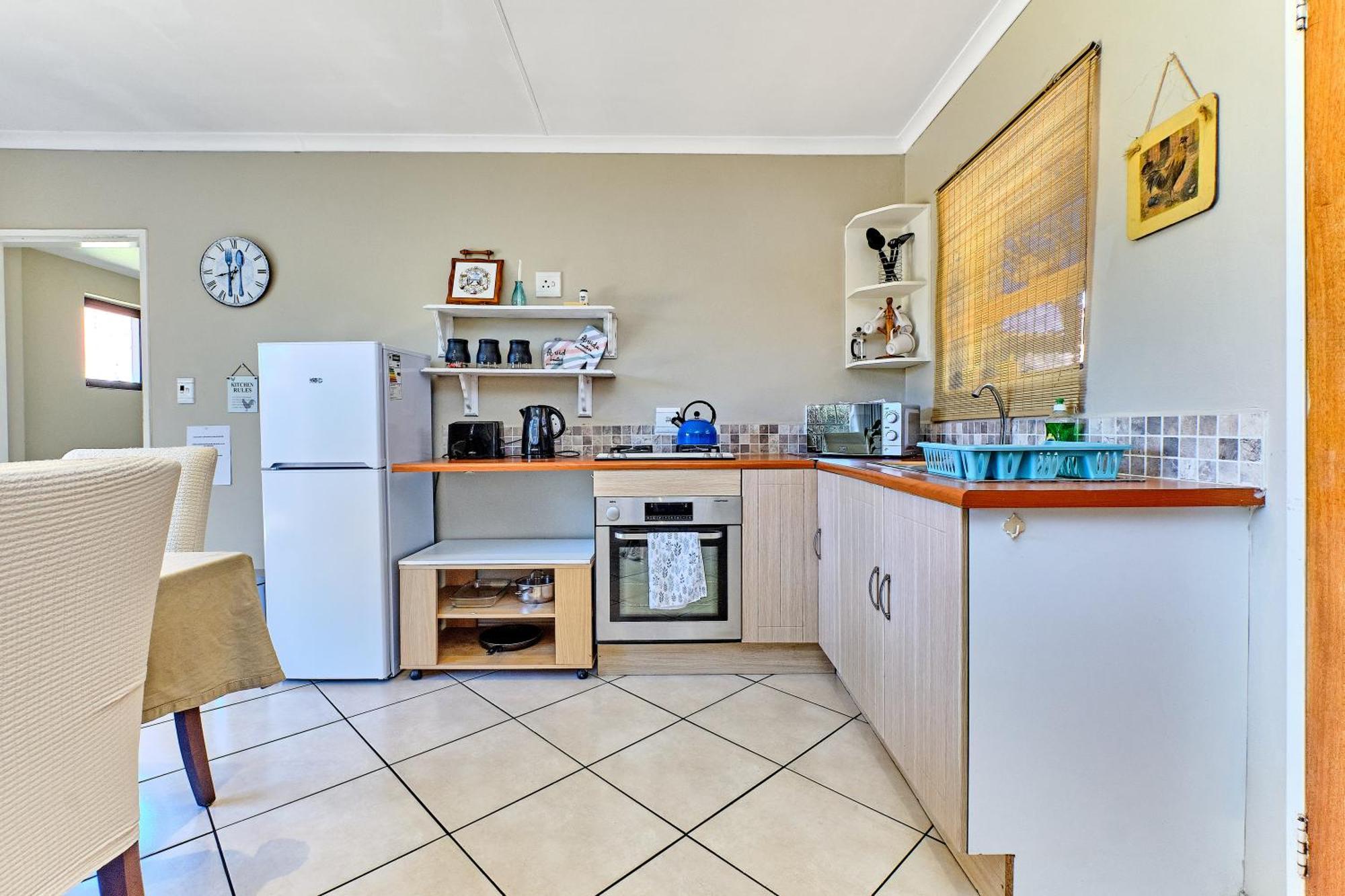 Large 1 Bedroom Cottage, 15 Min From Or Tambo Airport, With Backup Power And Water Germiston Kültér fotó